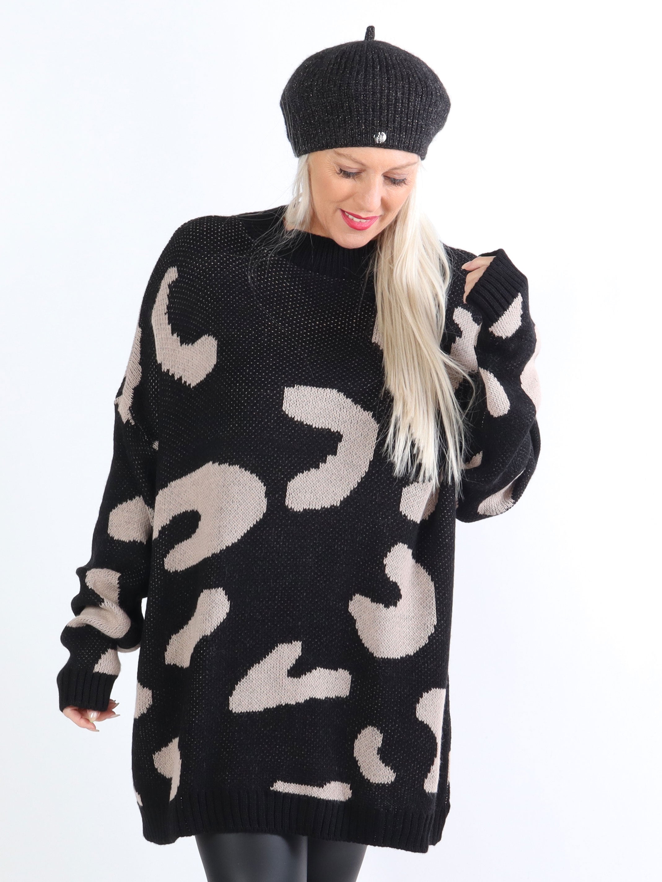 Missa - Plus size-stickning med stort leopardmönster